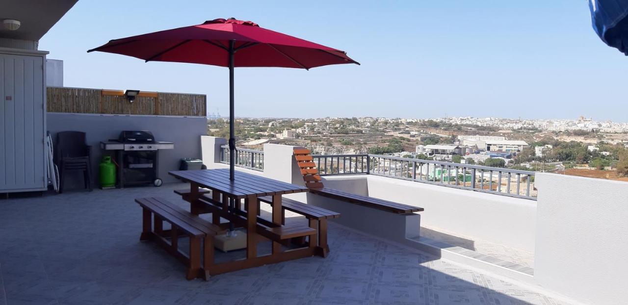 Penthouse 2 Apartment Marsaskala Bagian luar foto