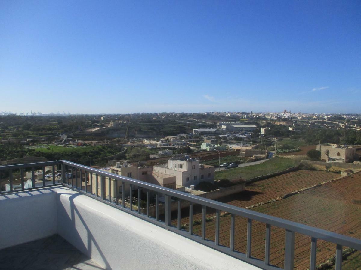 Penthouse 2 Apartment Marsaskala Bagian luar foto