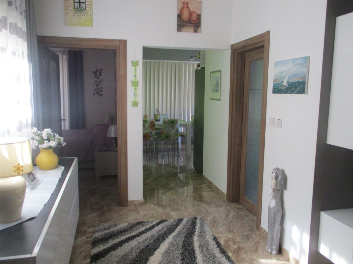 Penthouse 2 Apartment Marsaskala Bagian luar foto
